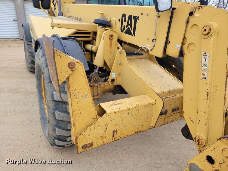 image for item OH9462 1997 Caterpillar TH103 telehandler
