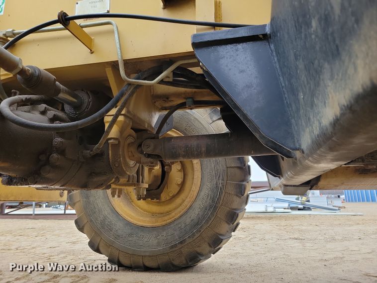 image for item OH9462 1997 Caterpillar TH103 telehandler