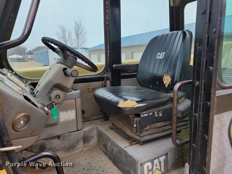 image for item OH9462 1997 Caterpillar TH103 telehandler