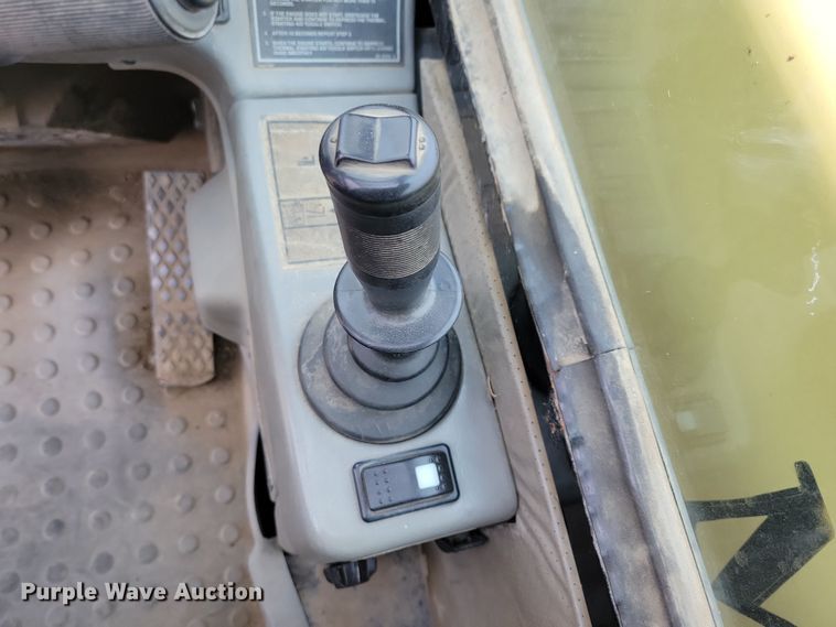 image for item OH9462 1997 Caterpillar TH103 telehandler