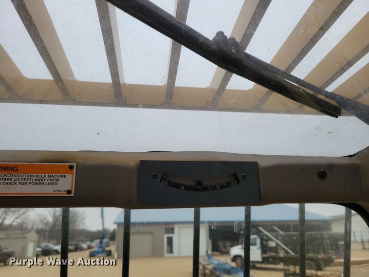 image for item OH9462 1997 Caterpillar TH103 telehandler