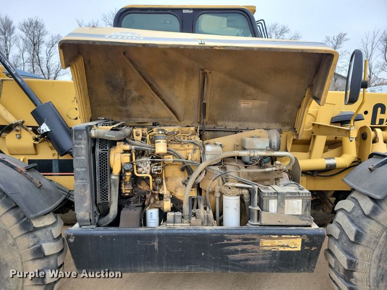 image for item OH9462 1997 Caterpillar TH103 telehandler