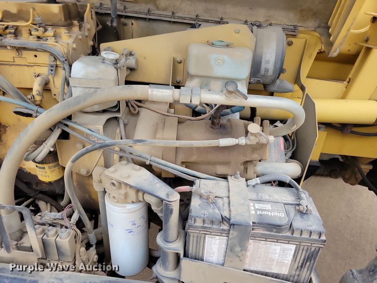 image for item OH9462 1997 Caterpillar TH103 telehandler