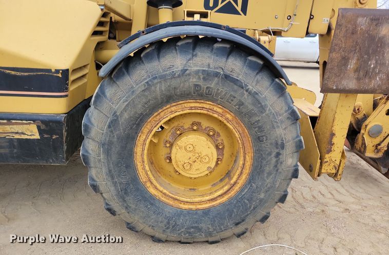 image for item OH9462 1997 Caterpillar TH103 telehandler