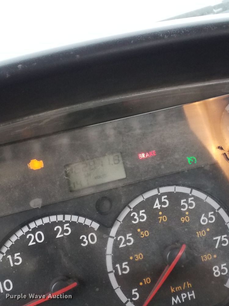 image for item OH9463 2012 Freightliner 114SD ready mix truck