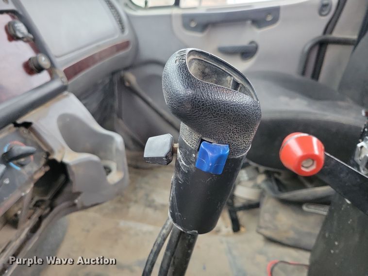 image for item OH9463 2012 Freightliner 114SD ready mix truck