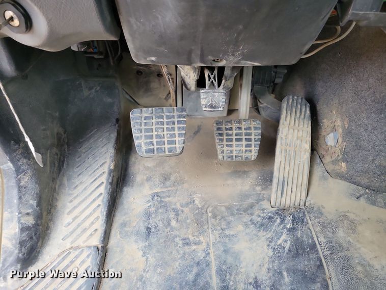 image for item OH9463 2012 Freightliner 114SD ready mix truck