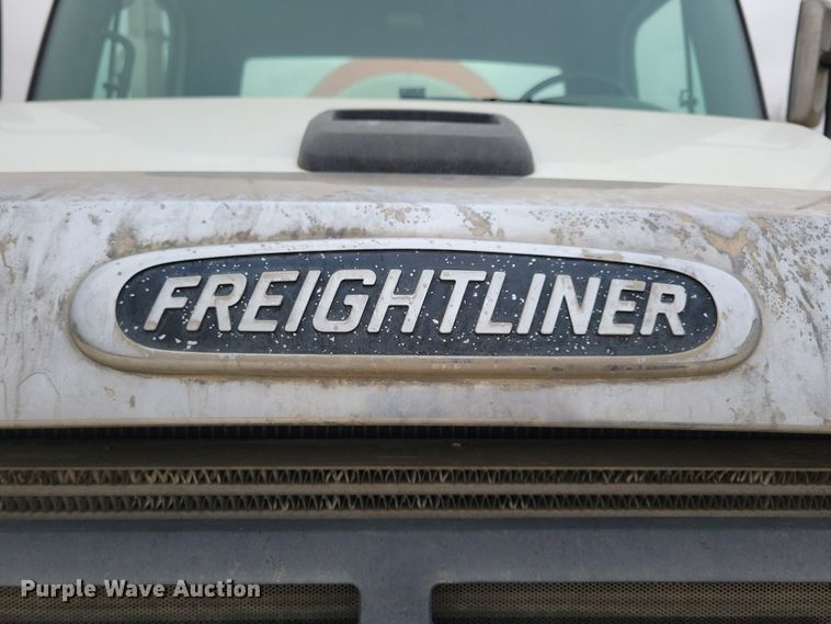 image for item OH9463 2012 Freightliner 114SD ready mix truck