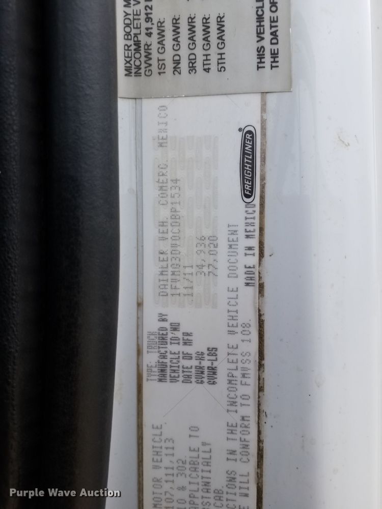 image for item OH9463 2012 Freightliner 114SD ready mix truck