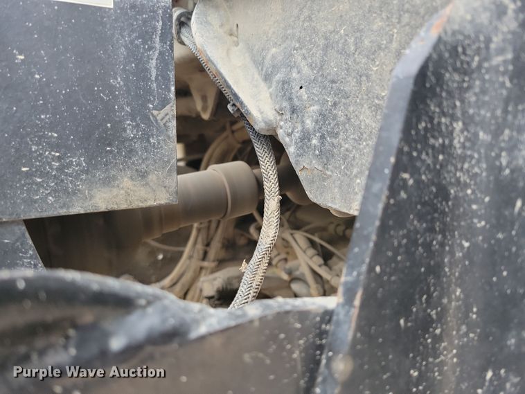 image for item OH9464 2001 International 5500i ready mix truck