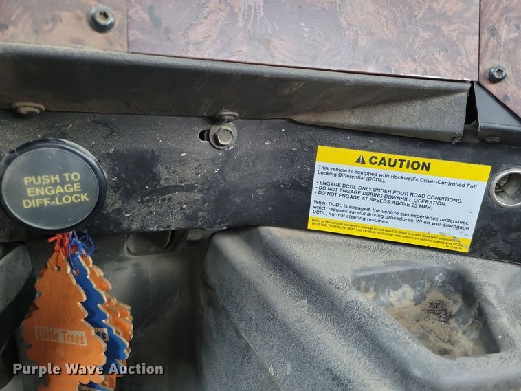 image for item OH9464 2001 International 5500i ready mix truck