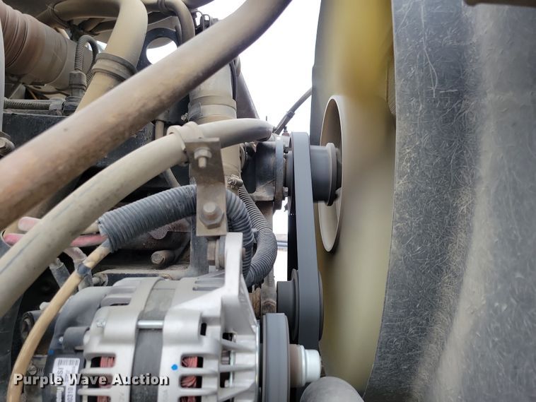 image for item OH9464 2001 International 5500i ready mix truck