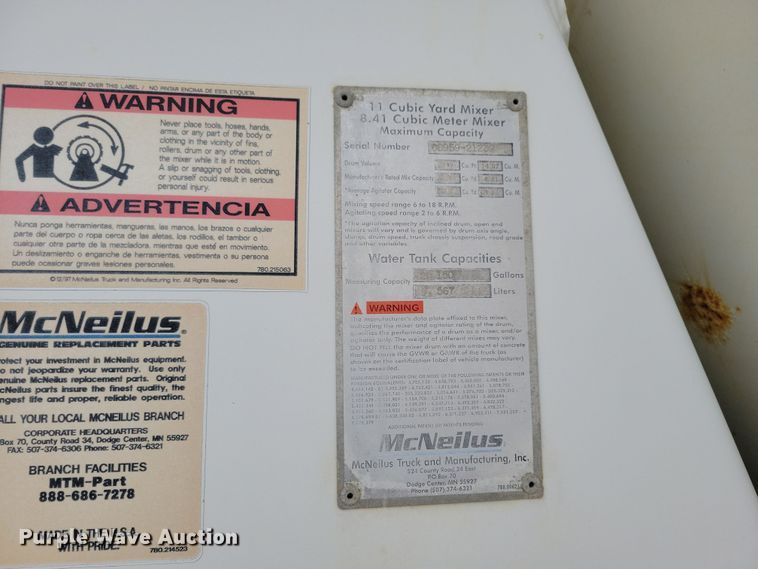 image for item OH9465 2004 International 5500i ready mix truck