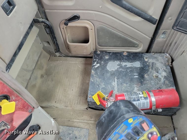 image for item OH9465 2004 International 5500i ready mix truck