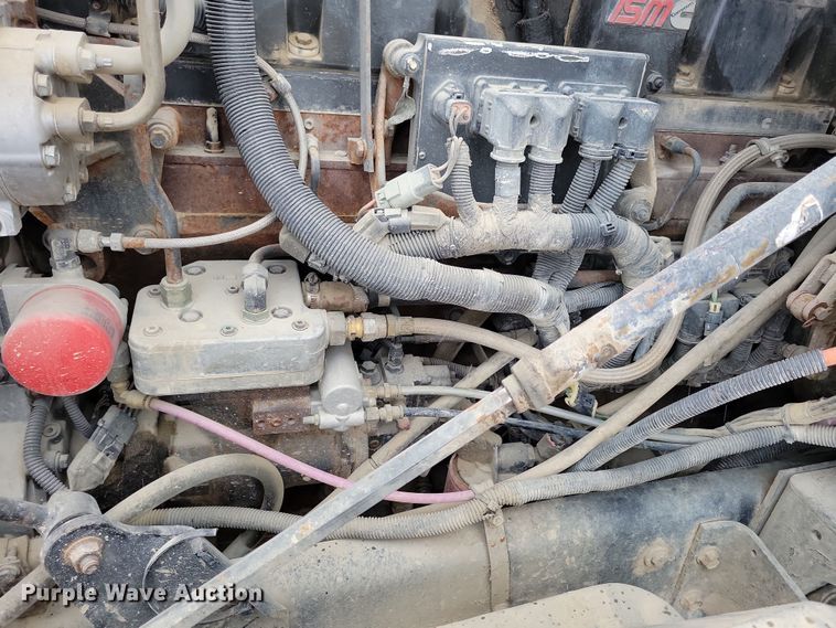 image for item OH9465 2004 International 5500i ready mix truck