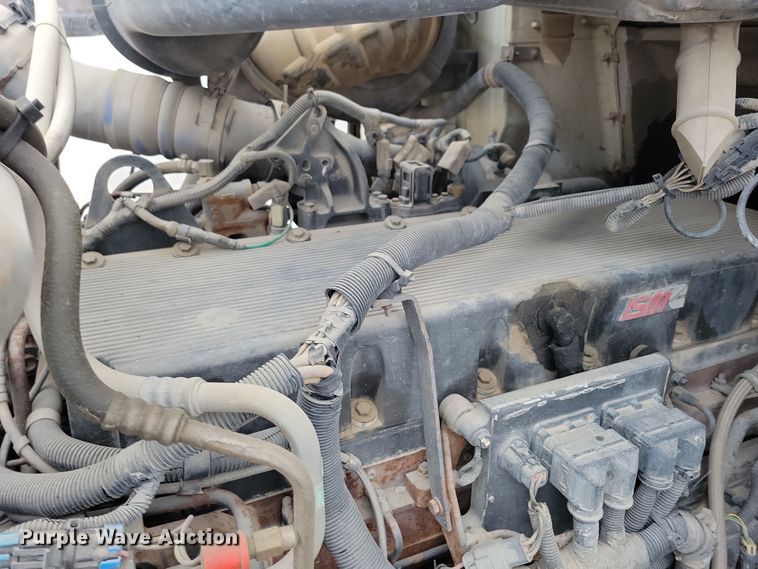 image for item OH9465 2004 International 5500i ready mix truck