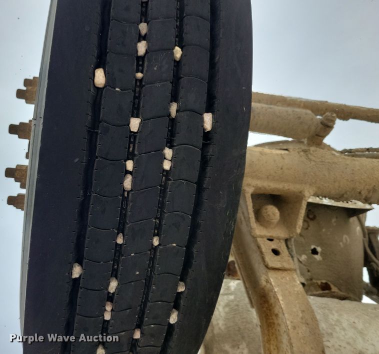 image for item OH9465 2004 International 5500i ready mix truck