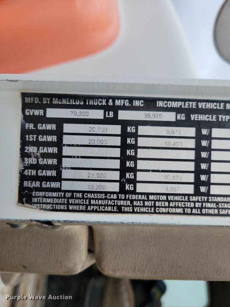 image for item OH9465 2004 International 5500i ready mix truck