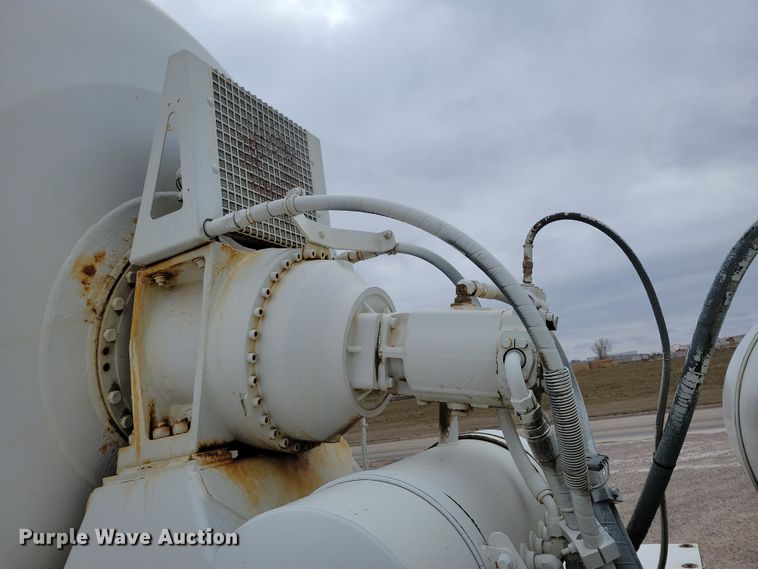 image for item OH9466 2002 Sterling L9500  ready mix truck