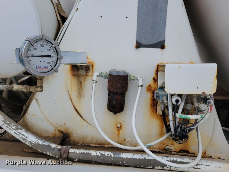 image for item OH9466 2002 Sterling L9500  ready mix truck