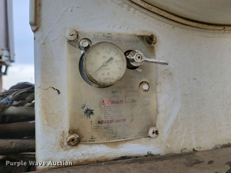 image for item OH9466 2002 Sterling L9500  ready mix truck