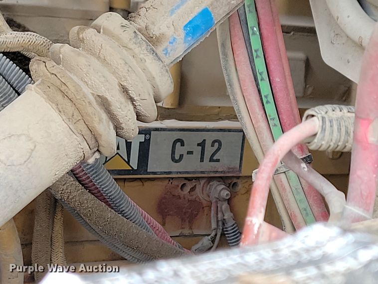 image for item OH9466 2002 Sterling L9500  ready mix truck