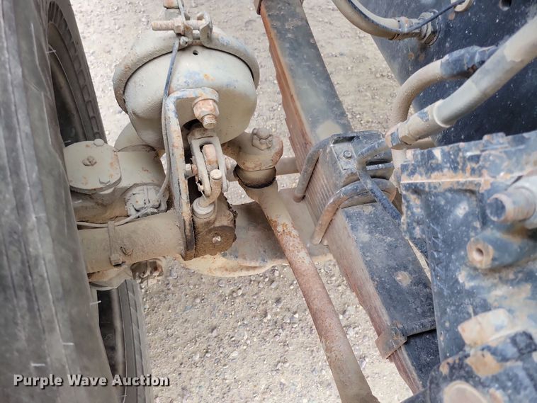 image for item OH9466 2002 Sterling L9500  ready mix truck