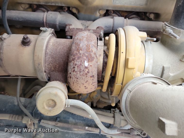 image for item OH9466 2002 Sterling L9500  ready mix truck