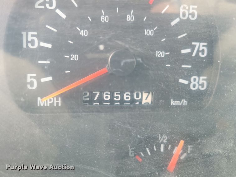 image for item OH9466 2002 Sterling L9500  ready mix truck