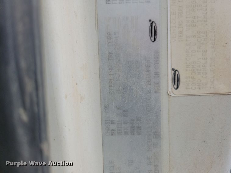 image for item OH9466 2002 Sterling L9500  ready mix truck