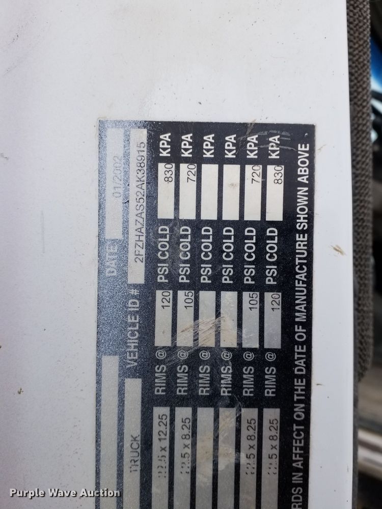 image for item OH9466 2002 Sterling L9500  ready mix truck