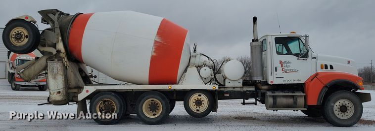 image for item OH9467 2007 Sterling LT9500 ready mix truck