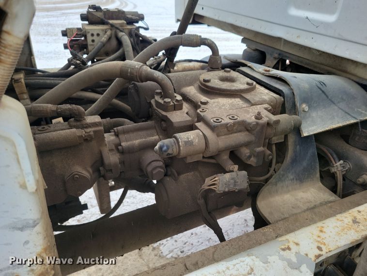 image for item OH9467 2007 Sterling LT9500 ready mix truck