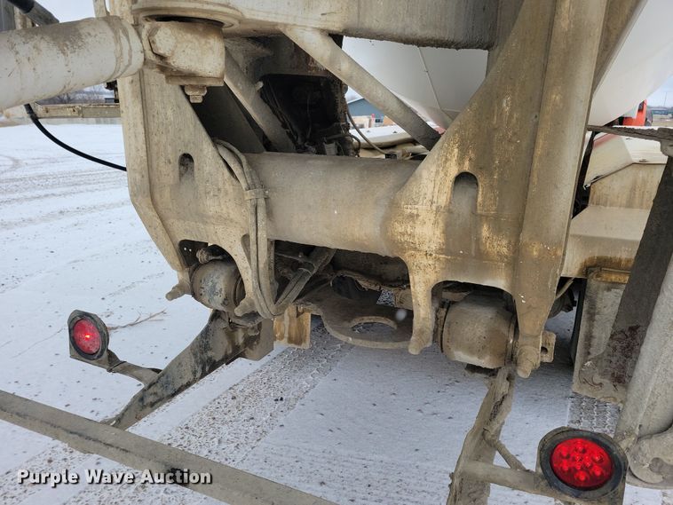 image for item OH9467 2007 Sterling LT9500 ready mix truck