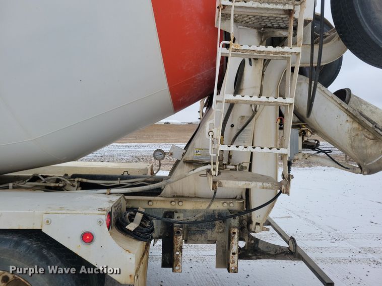 image for item OH9467 2007 Sterling LT9500 ready mix truck