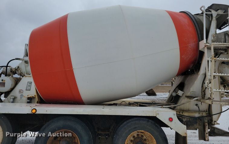 image for item OH9467 2007 Sterling LT9500 ready mix truck