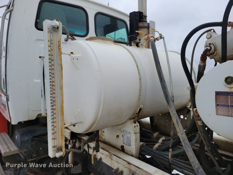 image for item OH9467 2007 Sterling LT9500 ready mix truck