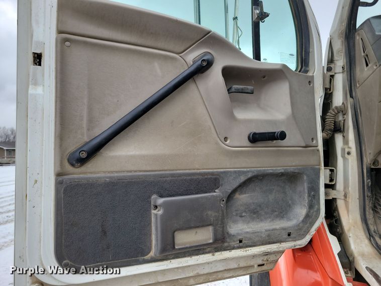 image for item OH9467 2007 Sterling LT9500 ready mix truck