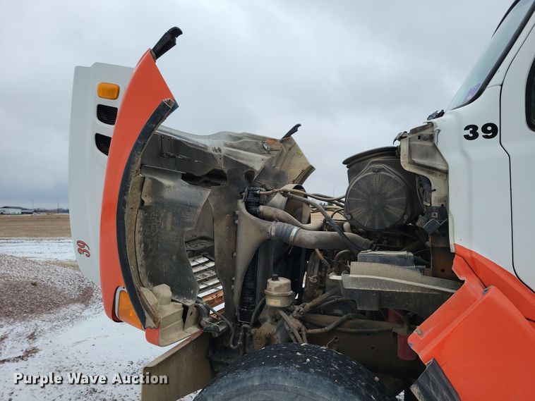 image for item OH9467 2007 Sterling LT9500 ready mix truck