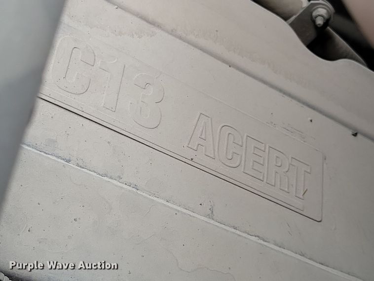 image for item OH9467 2007 Sterling LT9500 ready mix truck