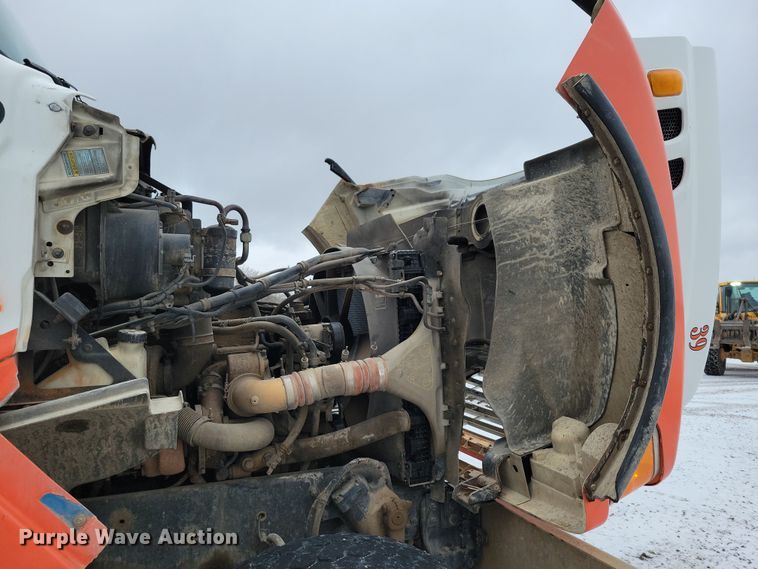 image for item OH9467 2007 Sterling LT9500 ready mix truck