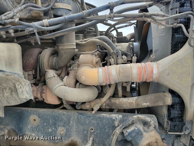 image for item OH9467 2007 Sterling LT9500 ready mix truck