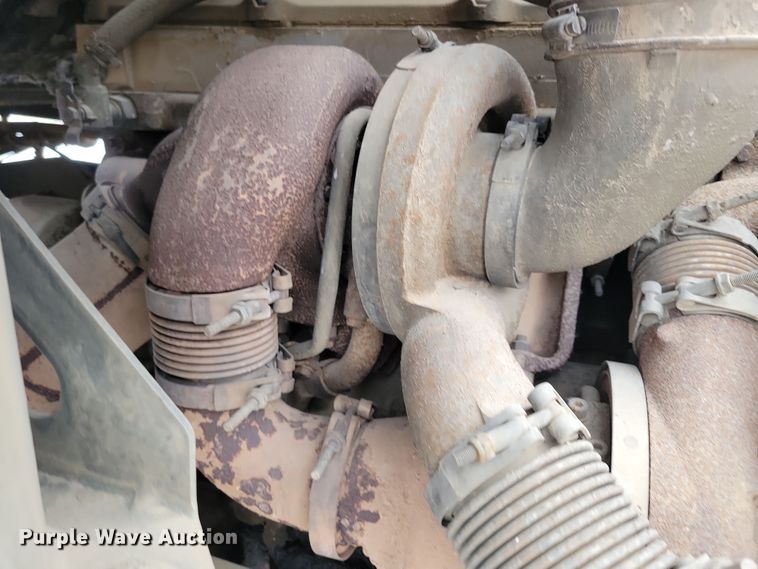 image for item OH9467 2007 Sterling LT9500 ready mix truck