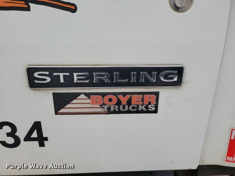 image for item OH9467 2007 Sterling LT9500 ready mix truck