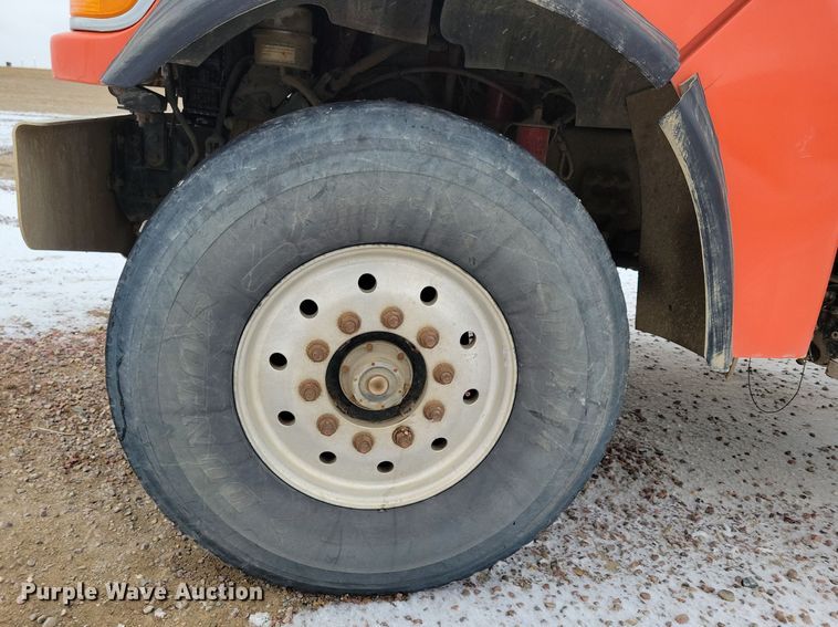 image for item OH9467 2007 Sterling LT9500 ready mix truck