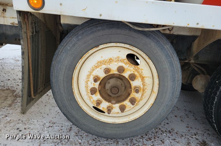 image for item OH9467 2007 Sterling LT9500 ready mix truck