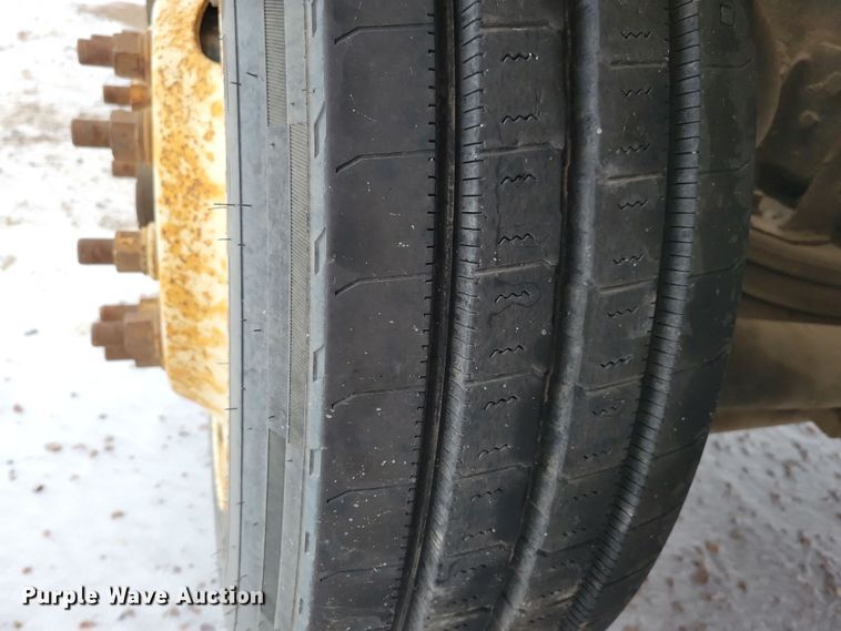 image for item OH9467 2007 Sterling LT9500 ready mix truck