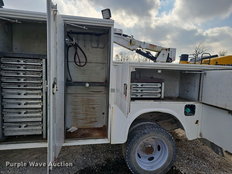 image for item OJ9139 2008 Ford F550 Super Duty utility / service truck