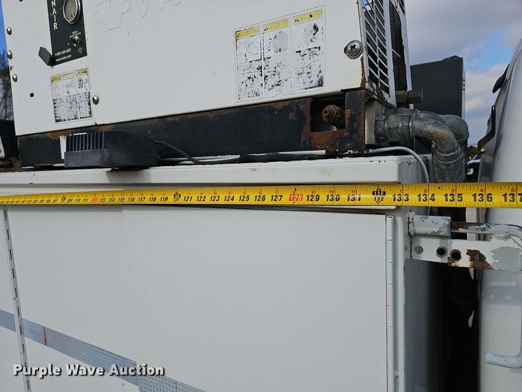 image for item OJ9139 2008 Ford F550 Super Duty utility / service truck