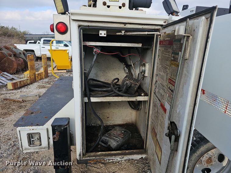 image for item OJ9139 2008 Ford F550 Super Duty utility / service truck